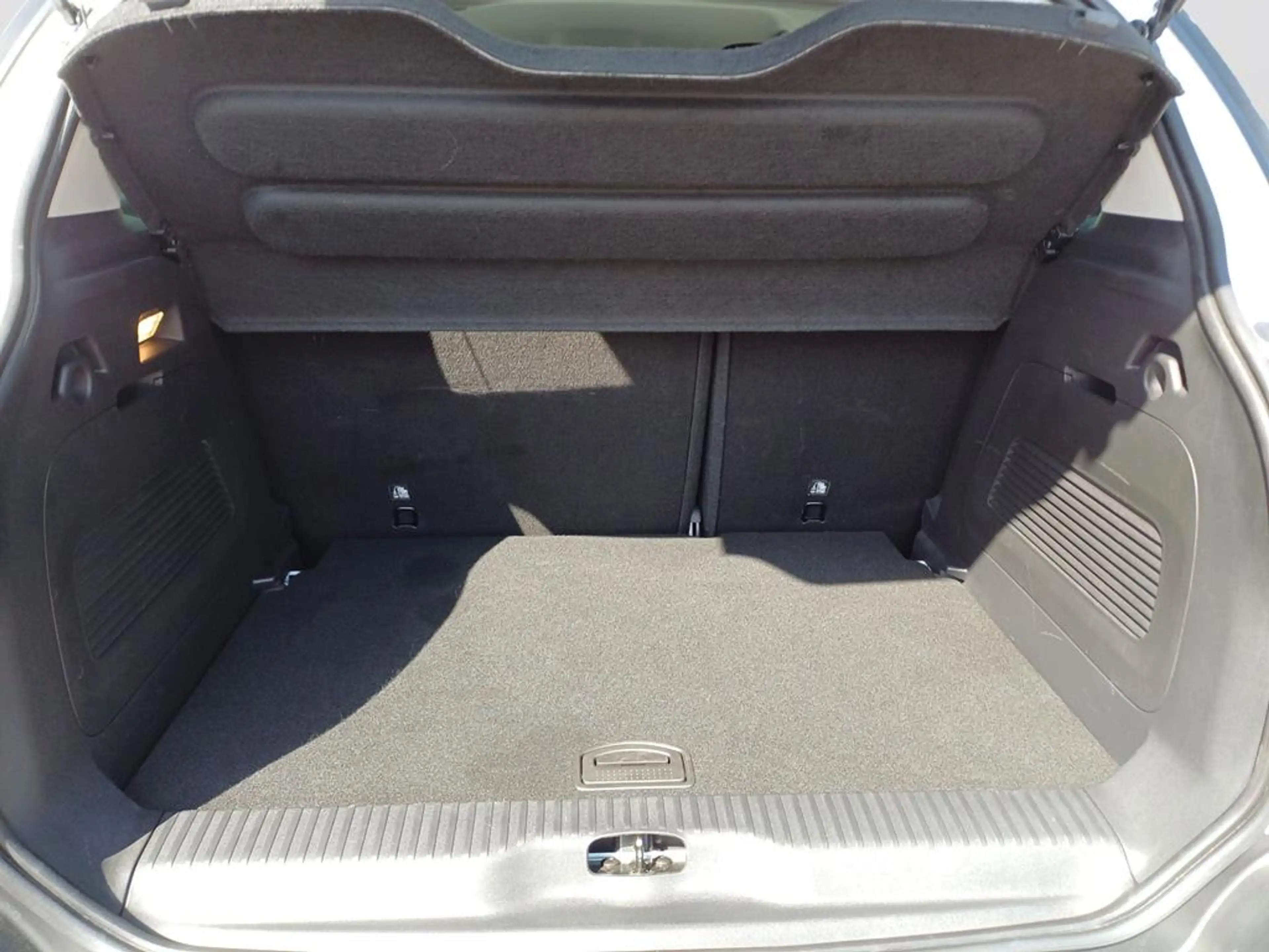 Citroen C3 Aircross PureTech 110 S&S Shine — photo 7