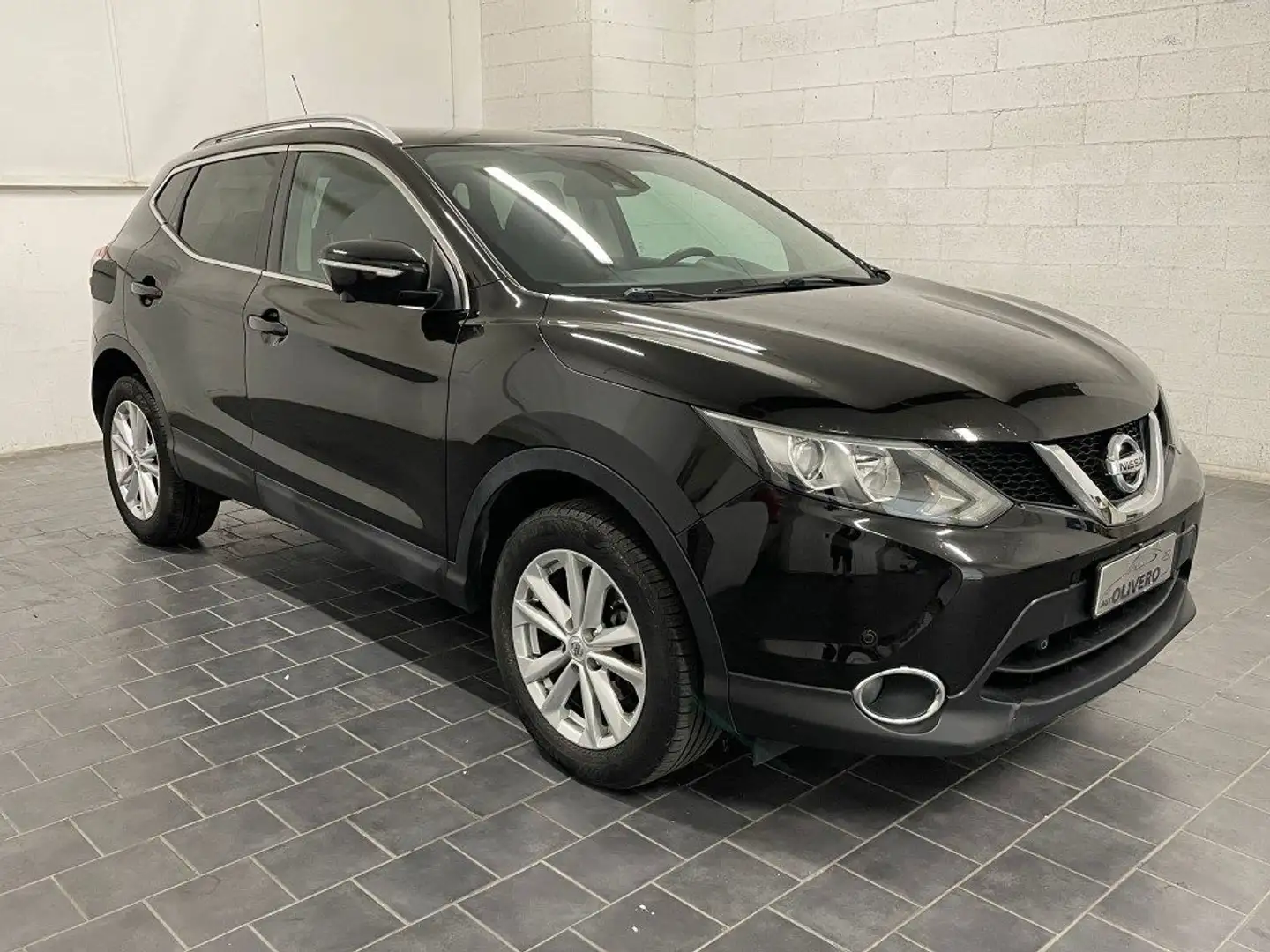 Nissan Qashqai 1.5 dCi 110cv 360-TETTO-NAVI-UNICOPROPRIETARIO Nero - 1