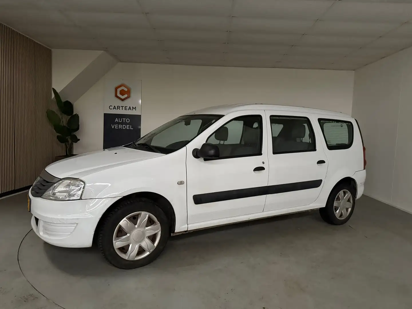 Dacia Logan MCV 1.6 Ambiance Airco, Trekhaak Bianco - 1