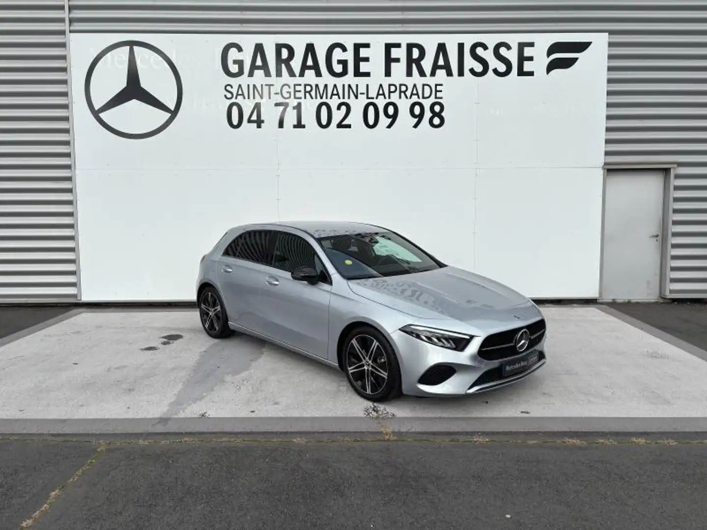 Mercedes-Benz A 180 180 d 116ch Progressive Line 8G-DCT Silber - 2