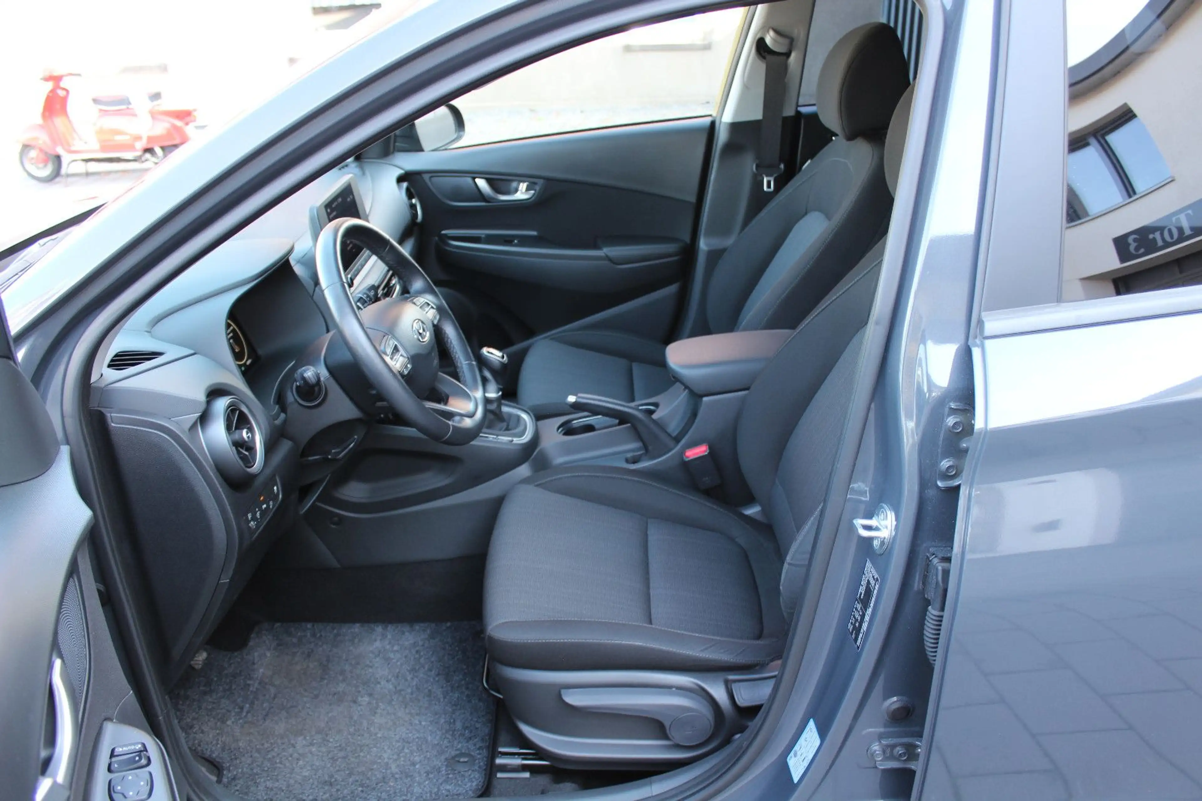 Hyundai KONA Trend Mild-Hybrid 2WD (RÜCKFAHRKAMERA) — photo 14