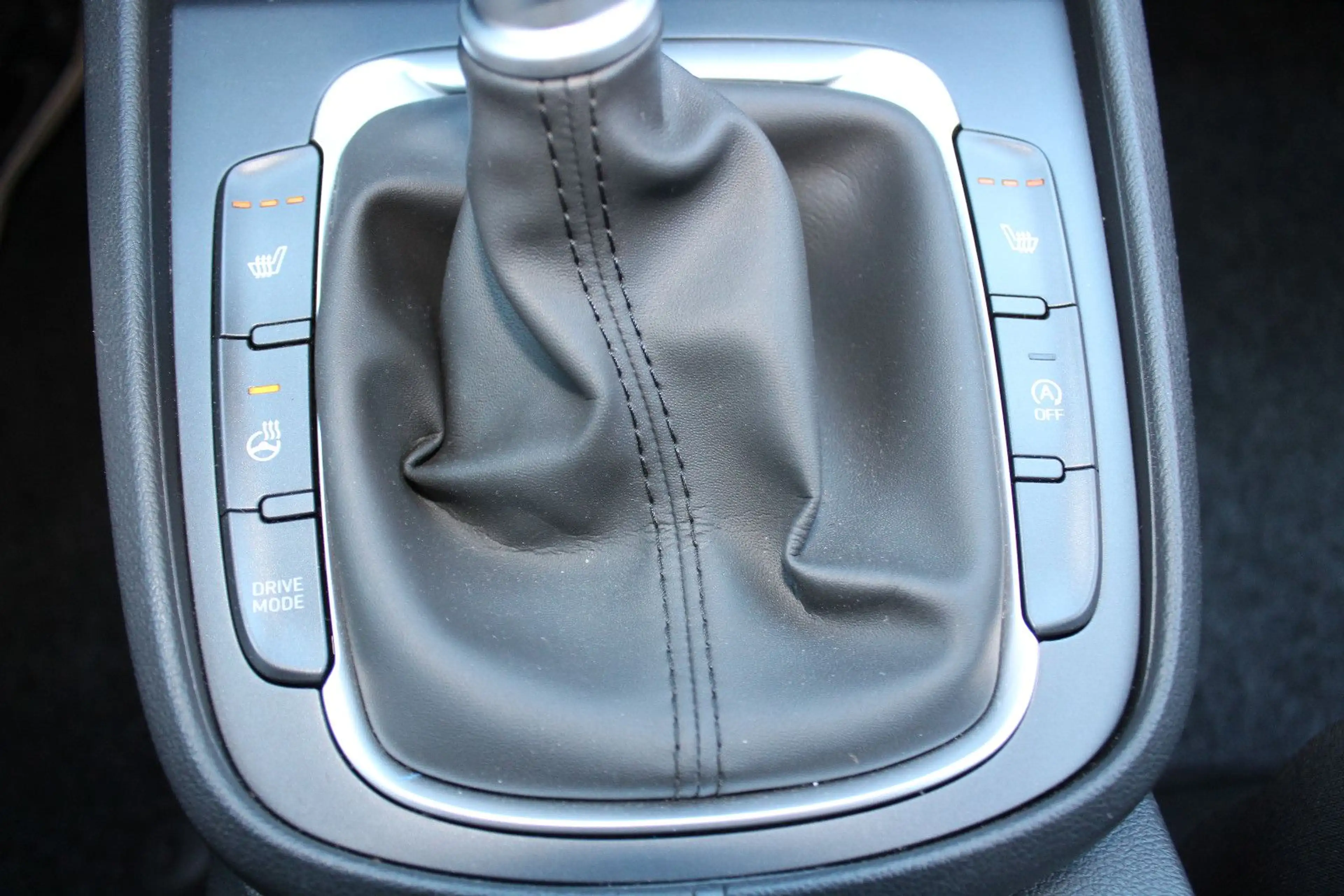 Hyundai KONA Trend Mild-Hybrid 2WD (RÜCKFAHRKAMERA) — photo 11