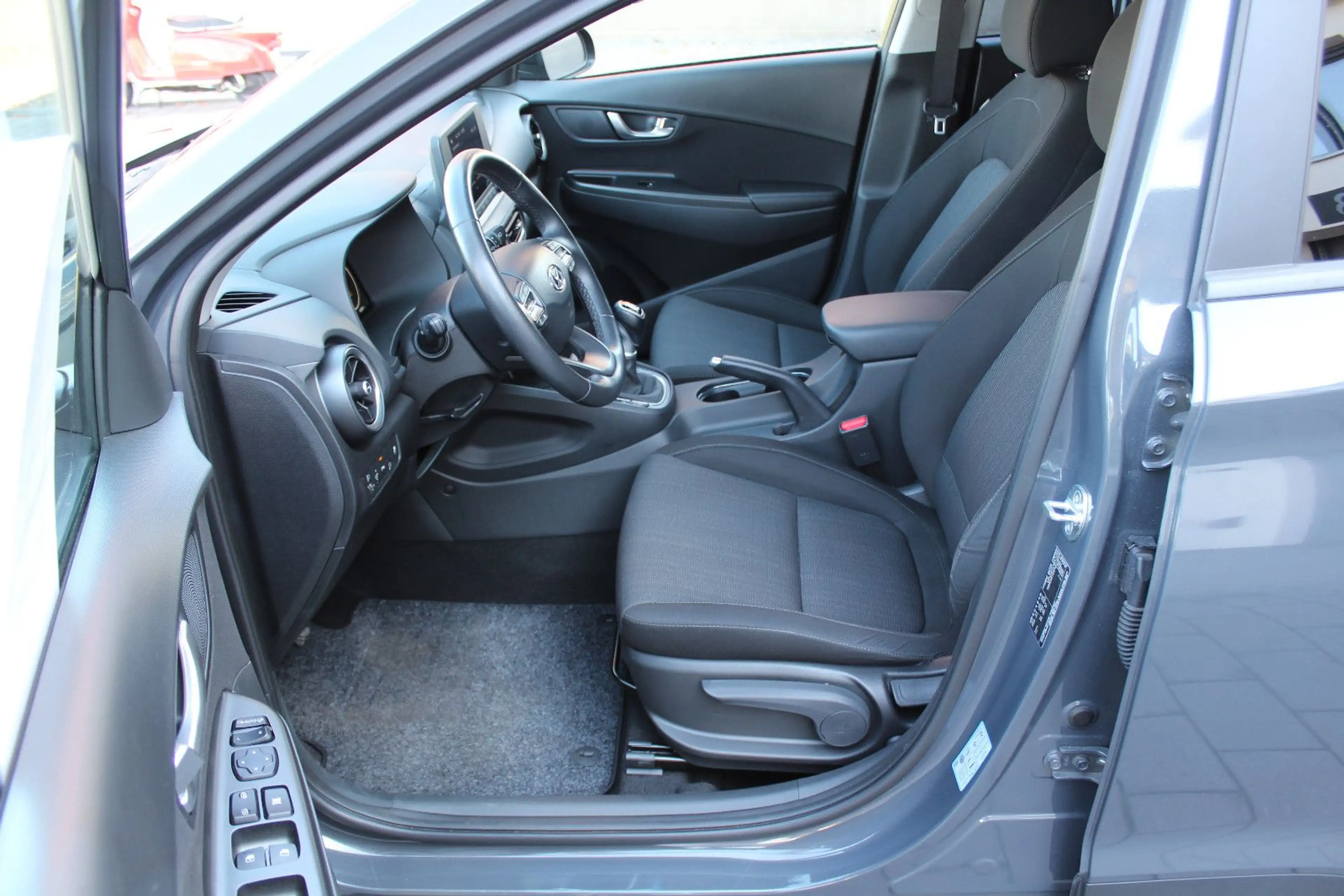 Hyundai KONA Trend Mild-Hybrid 2WD (RÜCKFAHRKAMERA) — photo 15