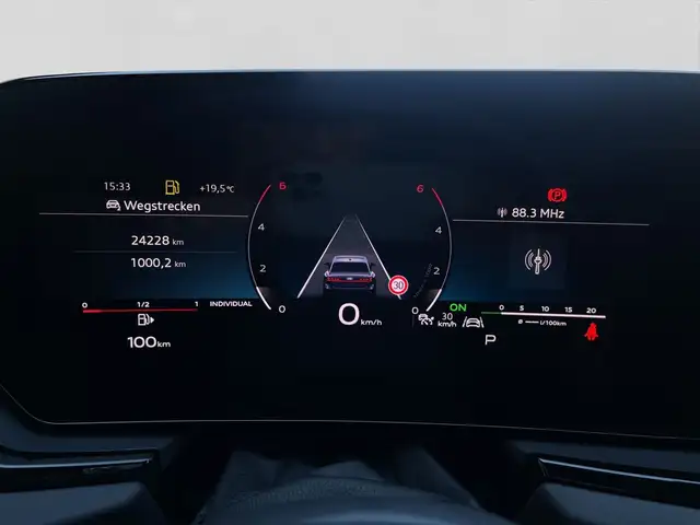 Audi A6 view 10