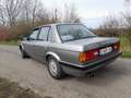 BMW 318 is Grey - thumbnail 3