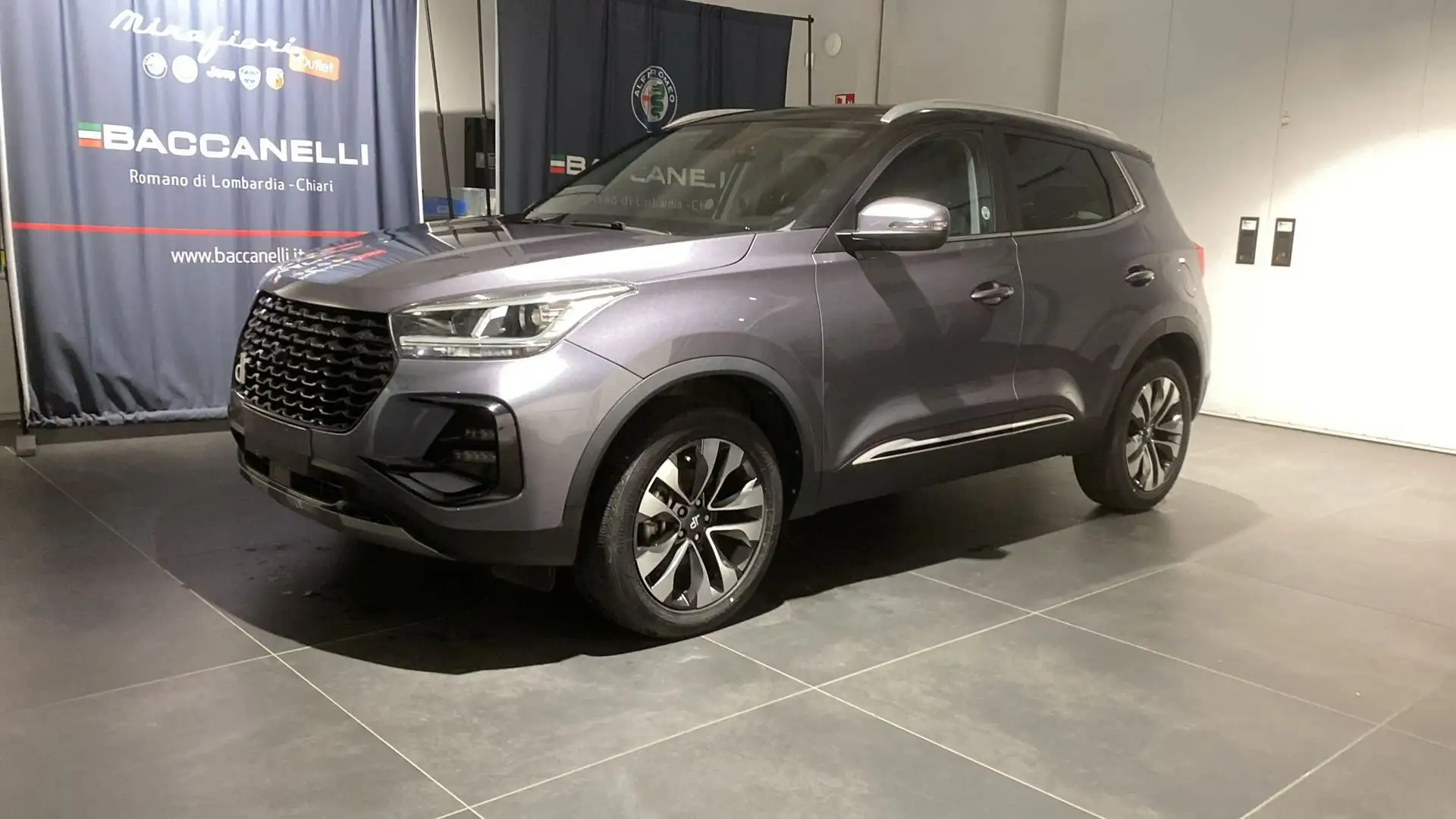 DR Automobiles DR5.0 1.5 GPL Grau - 1