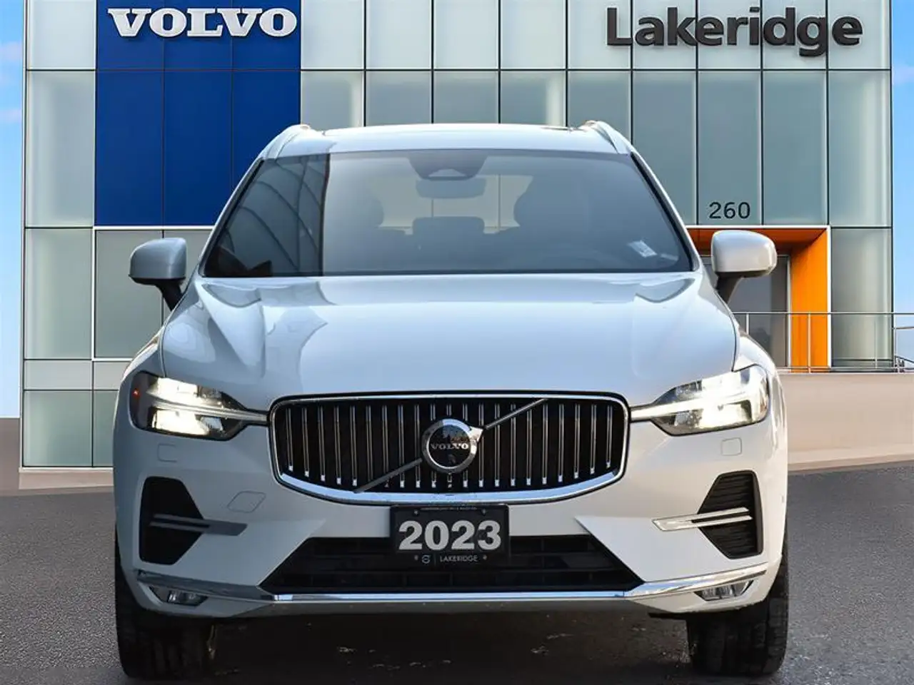 Volvo XC60 снимка Volvo XC60