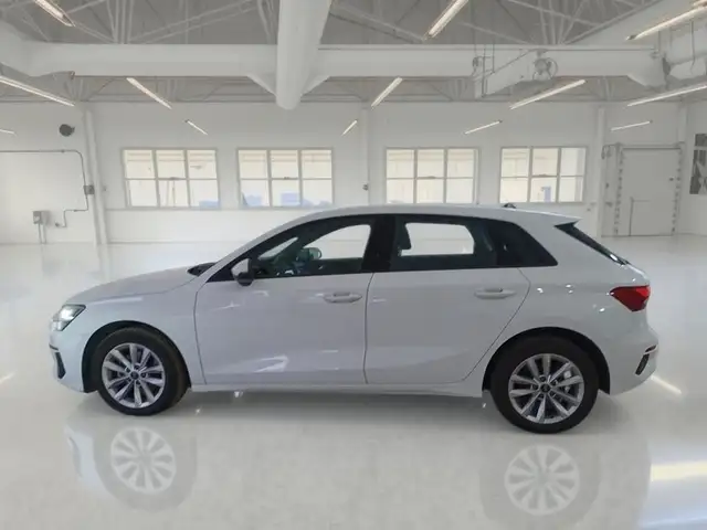 Audi A3 view 5