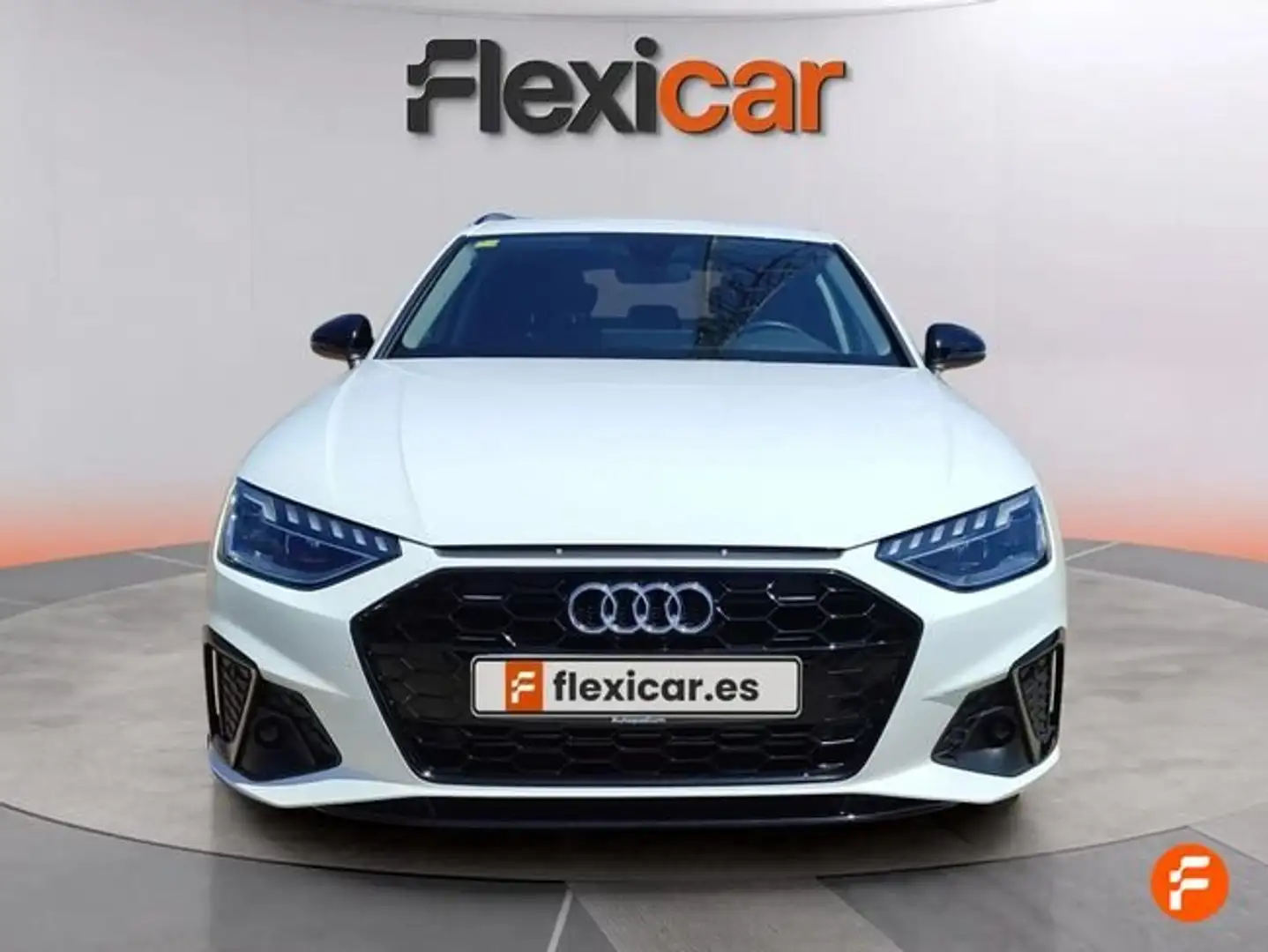 Audi A4 Avant Black line 35 TDI 120kW S tronic Blanc - 2