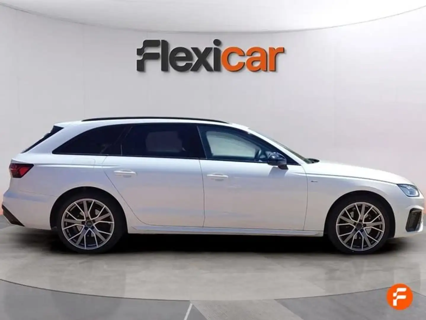 Audi A4 Avant Black line 35 TDI 120kW S tronic Blanco - 2