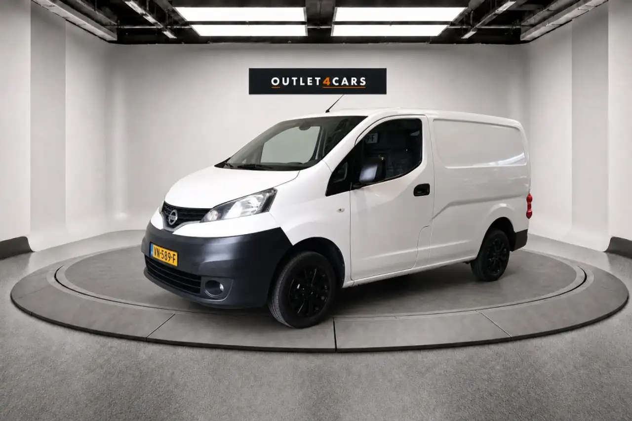 Nissan NV200