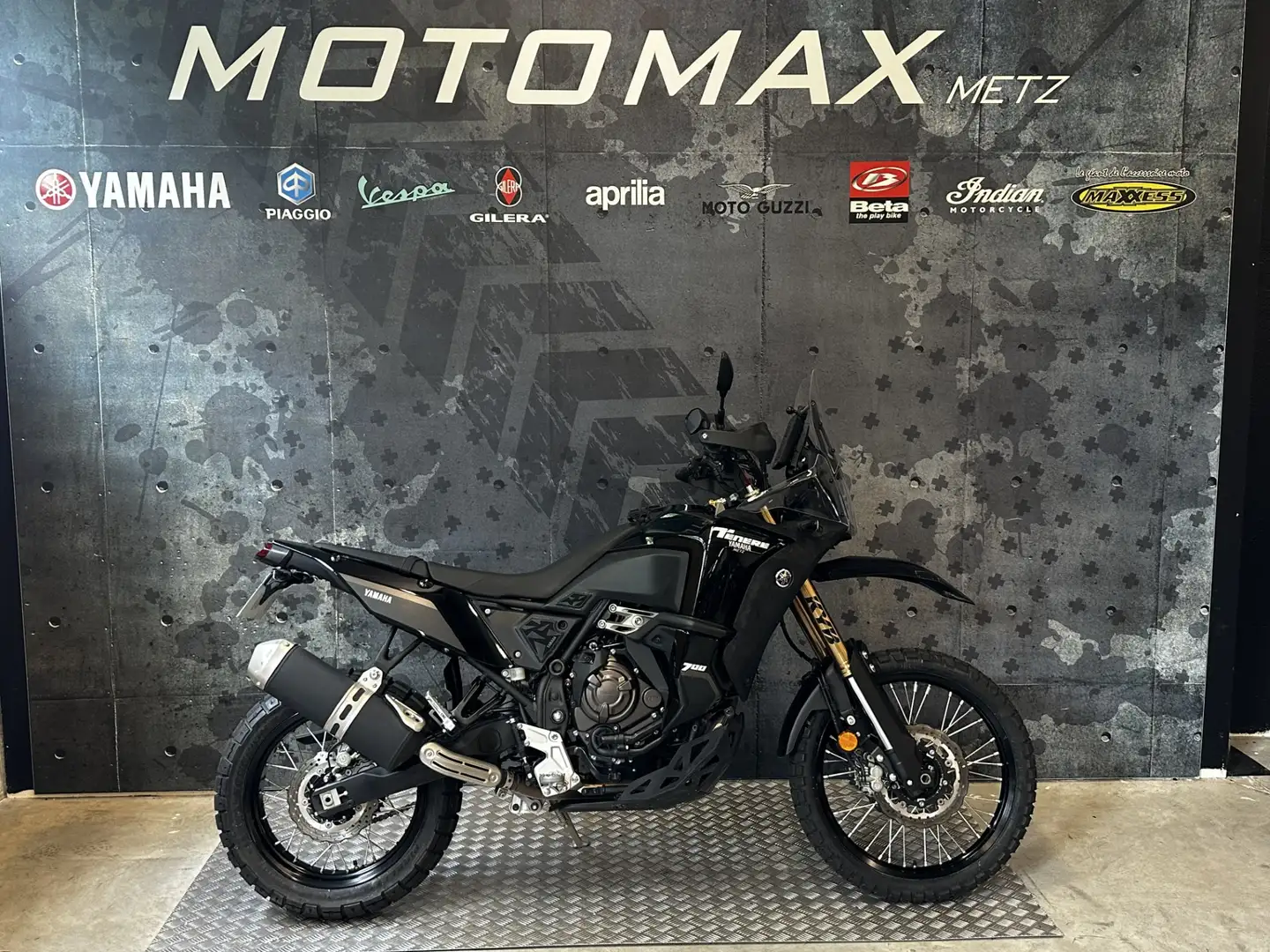 Yamaha Noir - 1