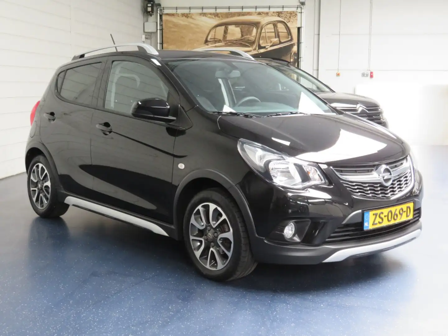 Opel Karl 1.0 Rocks Onl. Ed. Zwart - 2