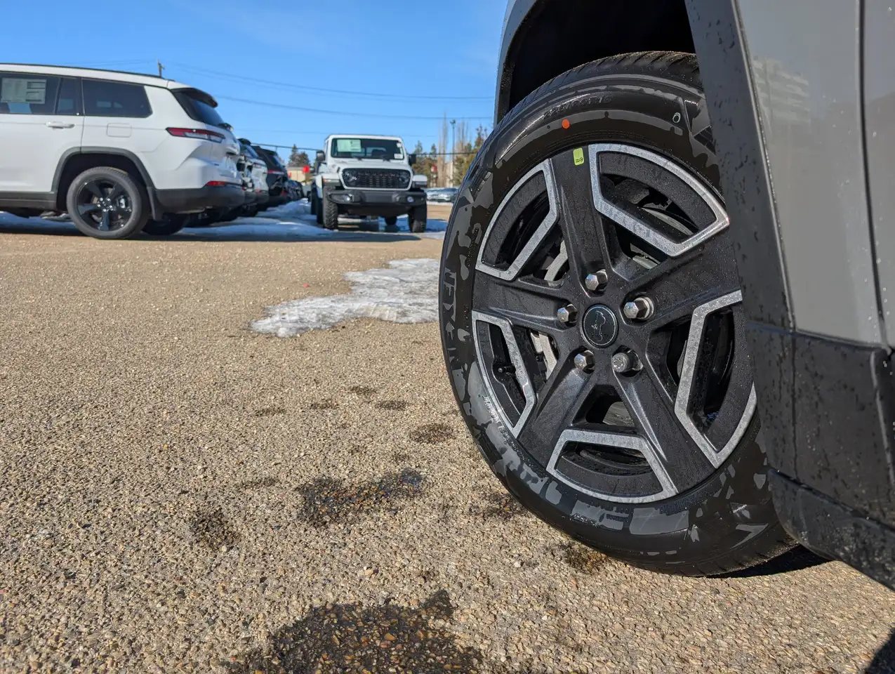 Jeep Cherokee снимка Jeep Cherokee