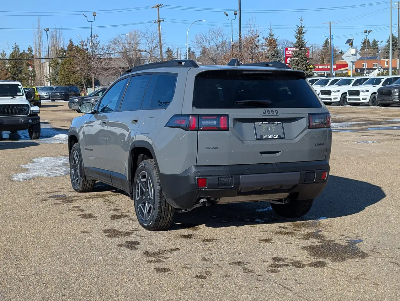 Jeep Cherokee снимка Jeep Cherokee