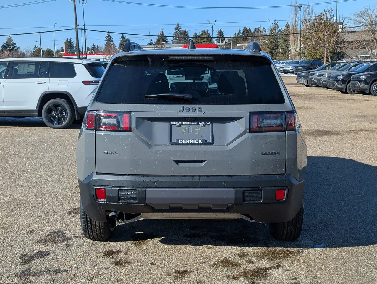 Jeep Cherokee снимка Jeep Cherokee
