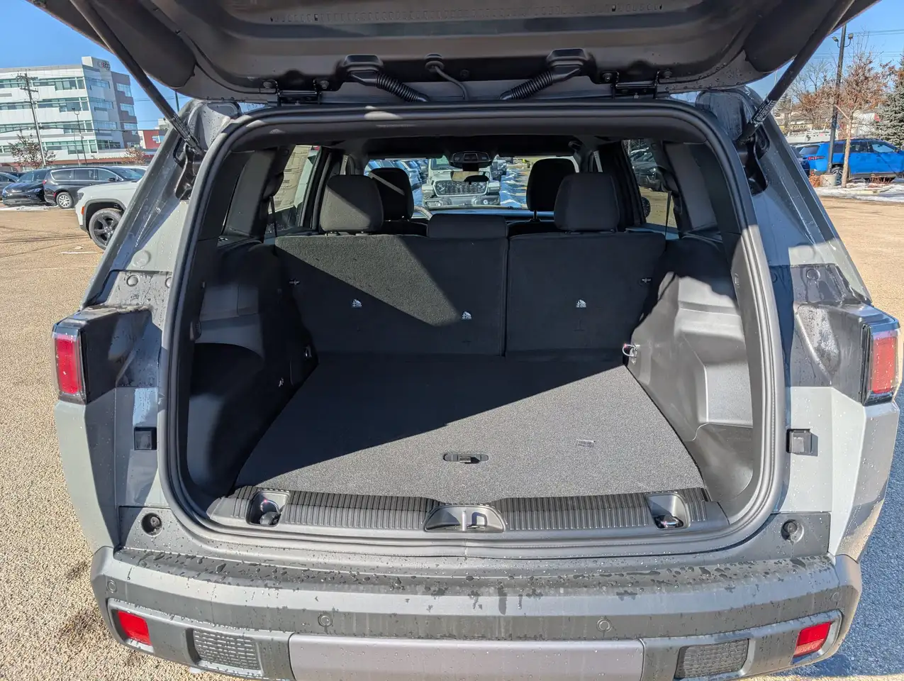 Jeep Cherokee снимка Jeep Cherokee