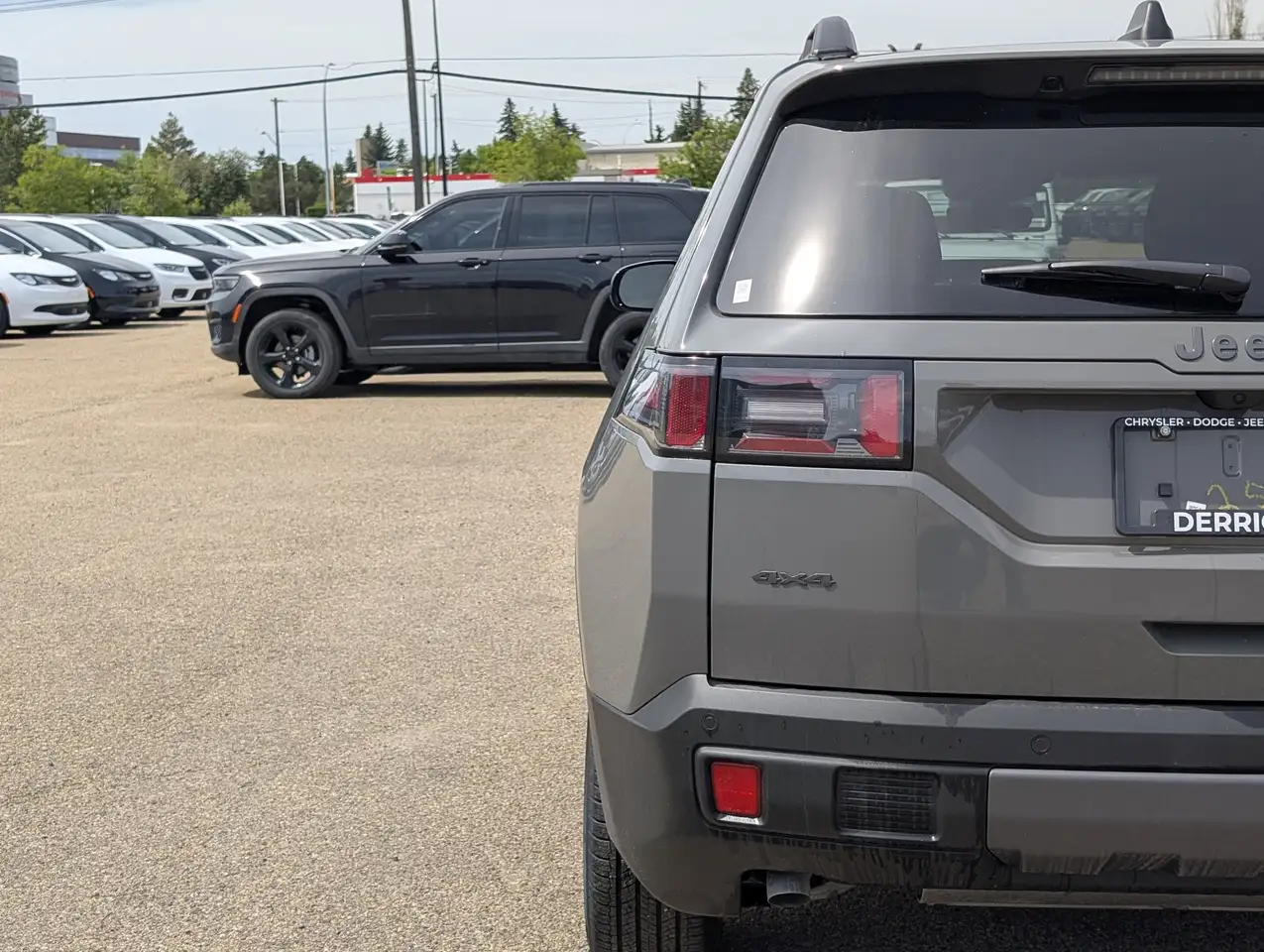 Jeep Cherokee photo Jeep Cherokee