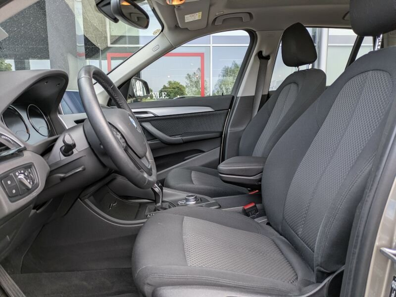 BMW X1 sDrive18i Advantage LED. Navi. PDC. Glasdach — photo 5