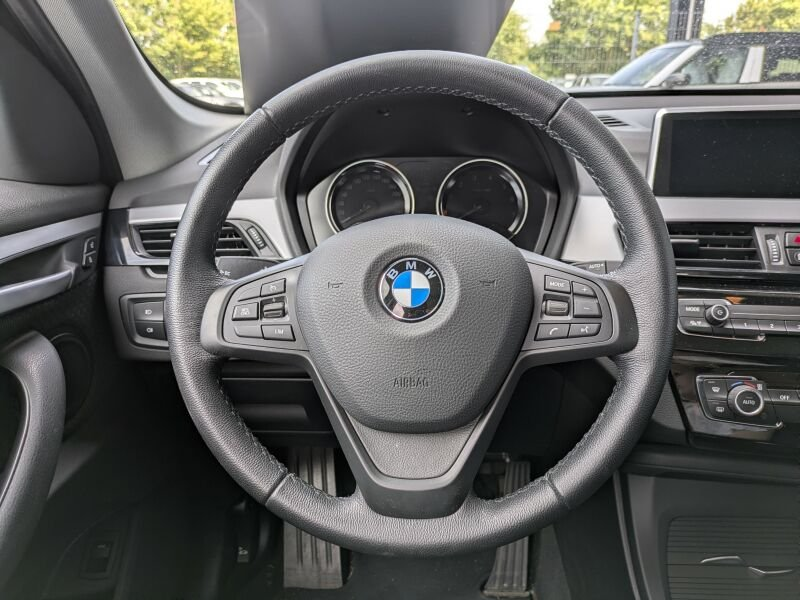 BMW X1 sDrive18i Advantage LED. Navi. PDC. Glasdach — photo 8