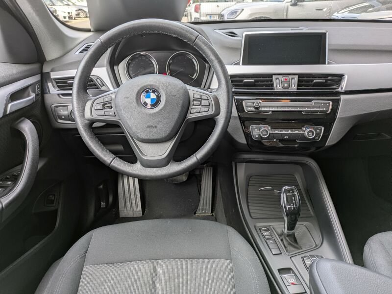 BMW X1 sDrive18i Advantage LED. Navi. PDC. Glasdach — photo 7