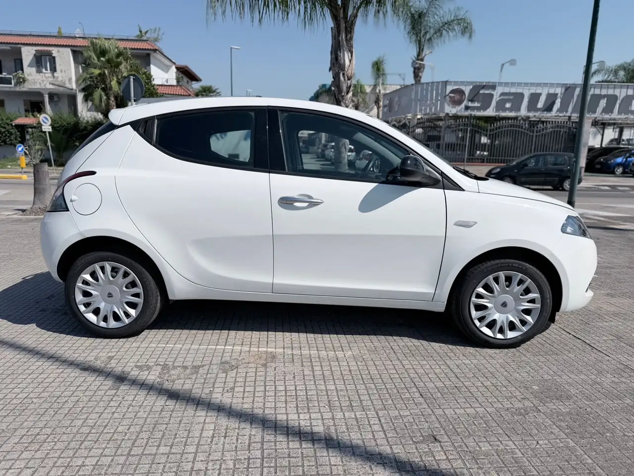 Lancia Ypsilon 2022