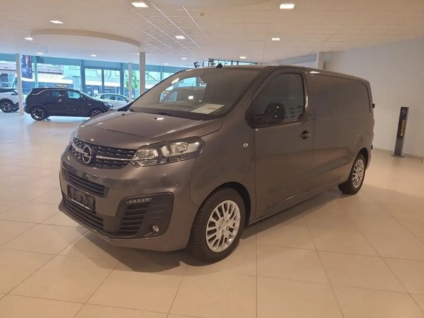 Opel Vivaro Edition L2H1 2.0D 145PK Grijs - 1