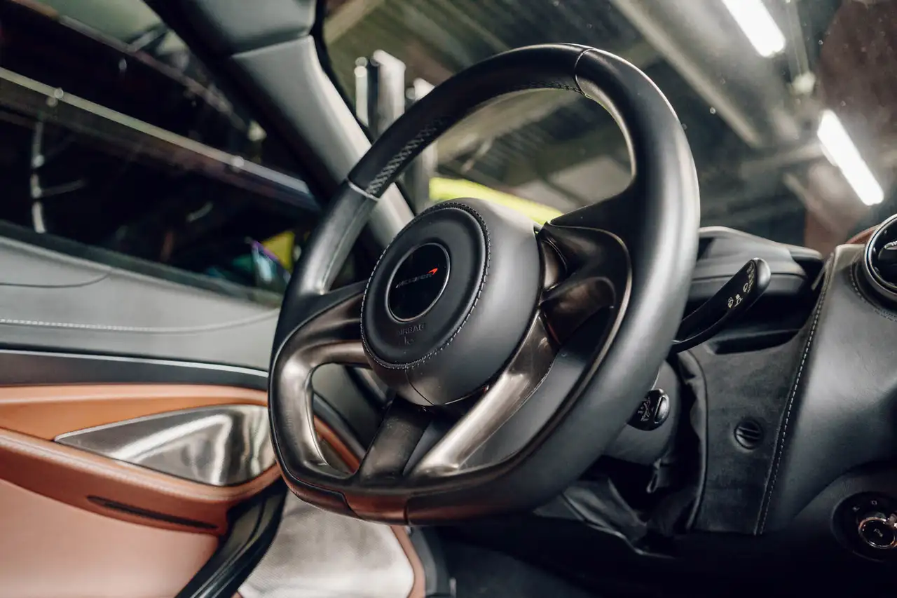 McLaren 720S снимка McLaren 720S