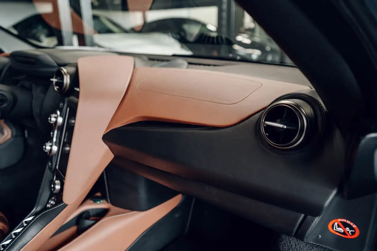 McLaren 720S снимка McLaren 720S