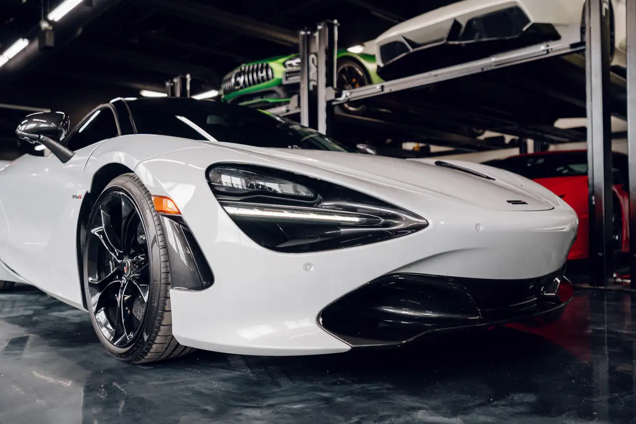 McLaren 720S снимка McLaren 720S