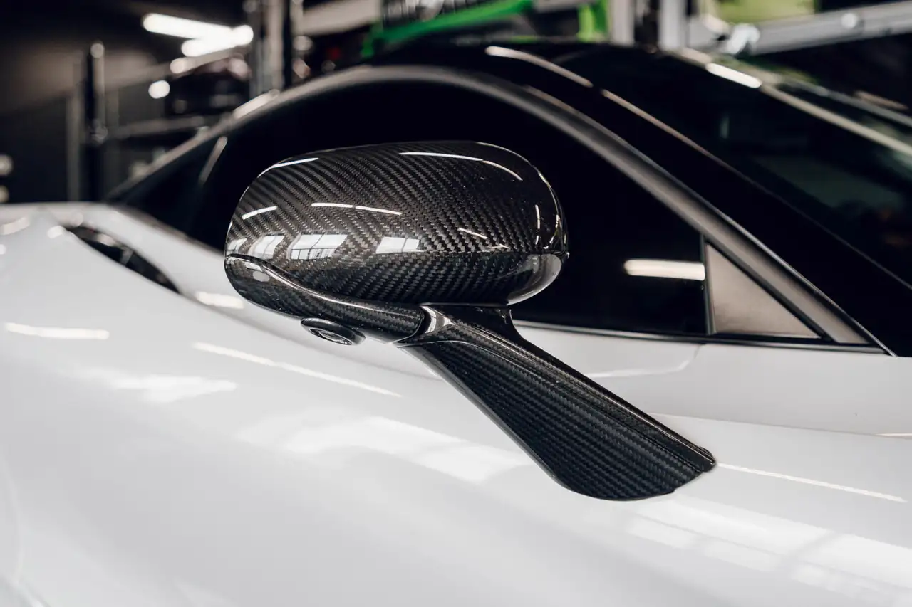 McLaren 720S снимка McLaren 720S