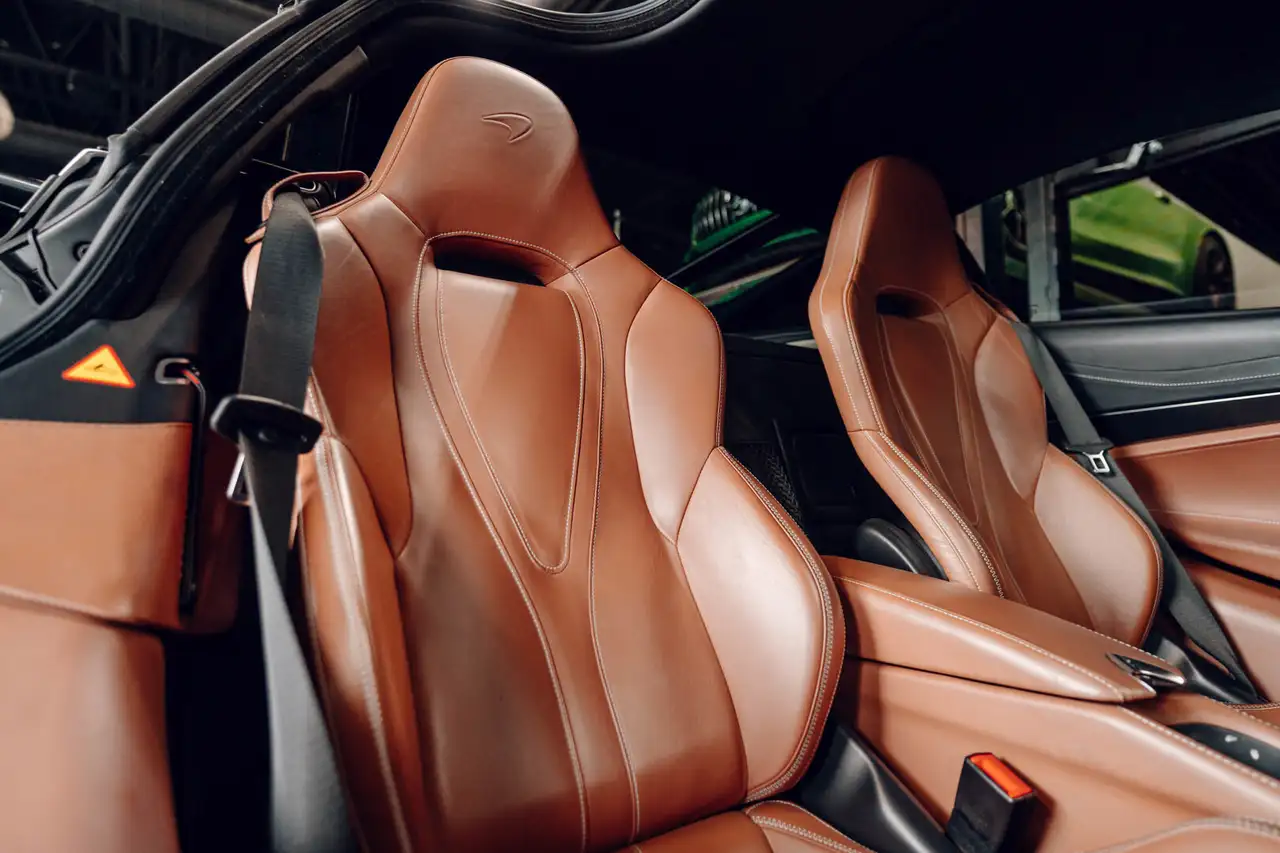 McLaren 720S снимка McLaren 720S