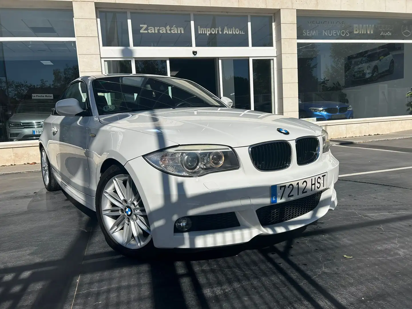 BMW 118 118d - 1