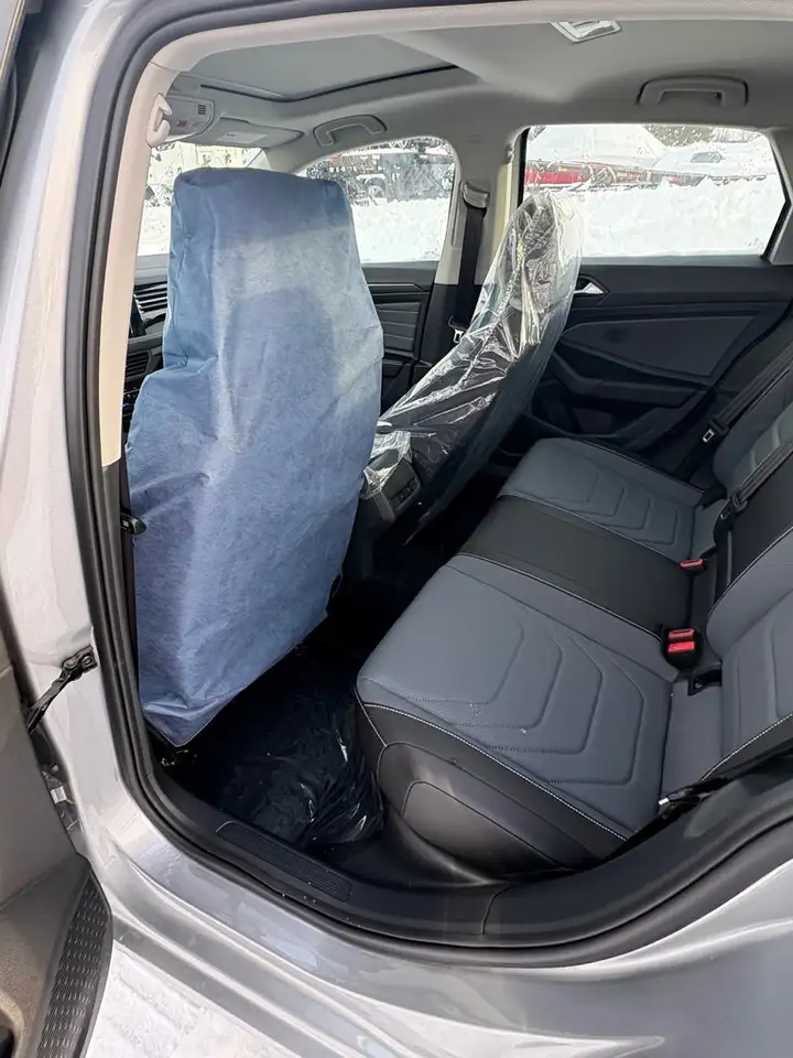 Volkswagen Jetta снимка Volkswagen Jetta