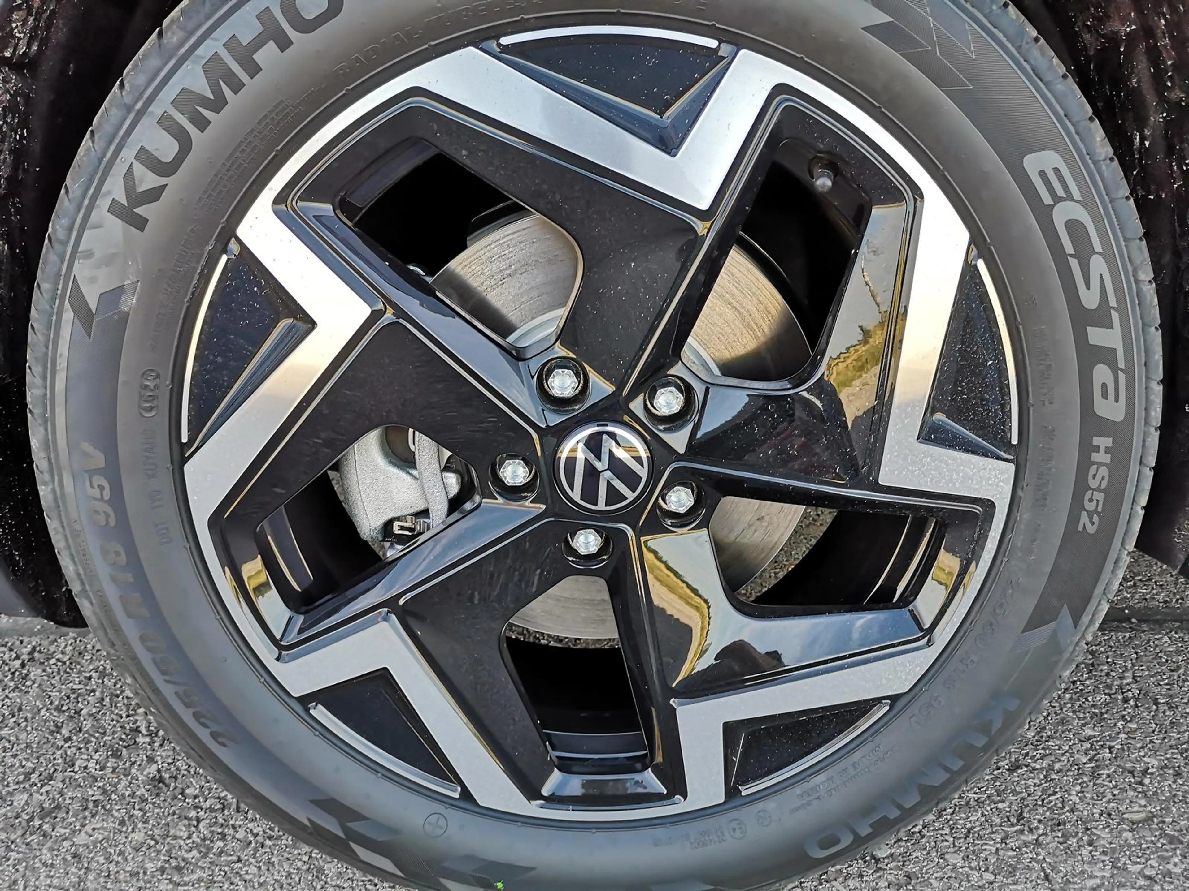 Volkswagen T-Roc 1.5eTSI DSG R-Line AHK ACC el. Hk 18 Zoll — photo 4