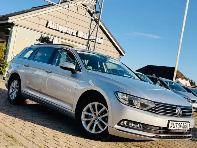 Volkswagen Passat main image