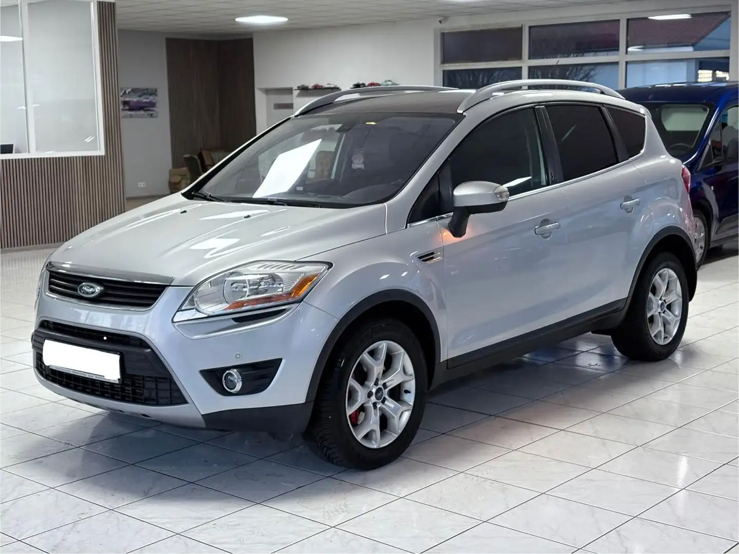Ford Kuga Champions Edit 2.0L+Tempomat+Kamera+Aut+Nav Argent - 2