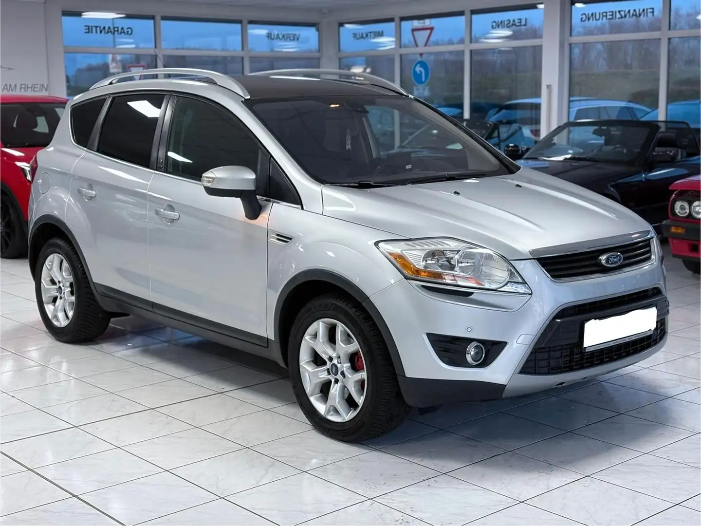 Ford Kuga Champions Edit 2.0L+Tempomat+Kamera+Aut+Nav Argent - 1