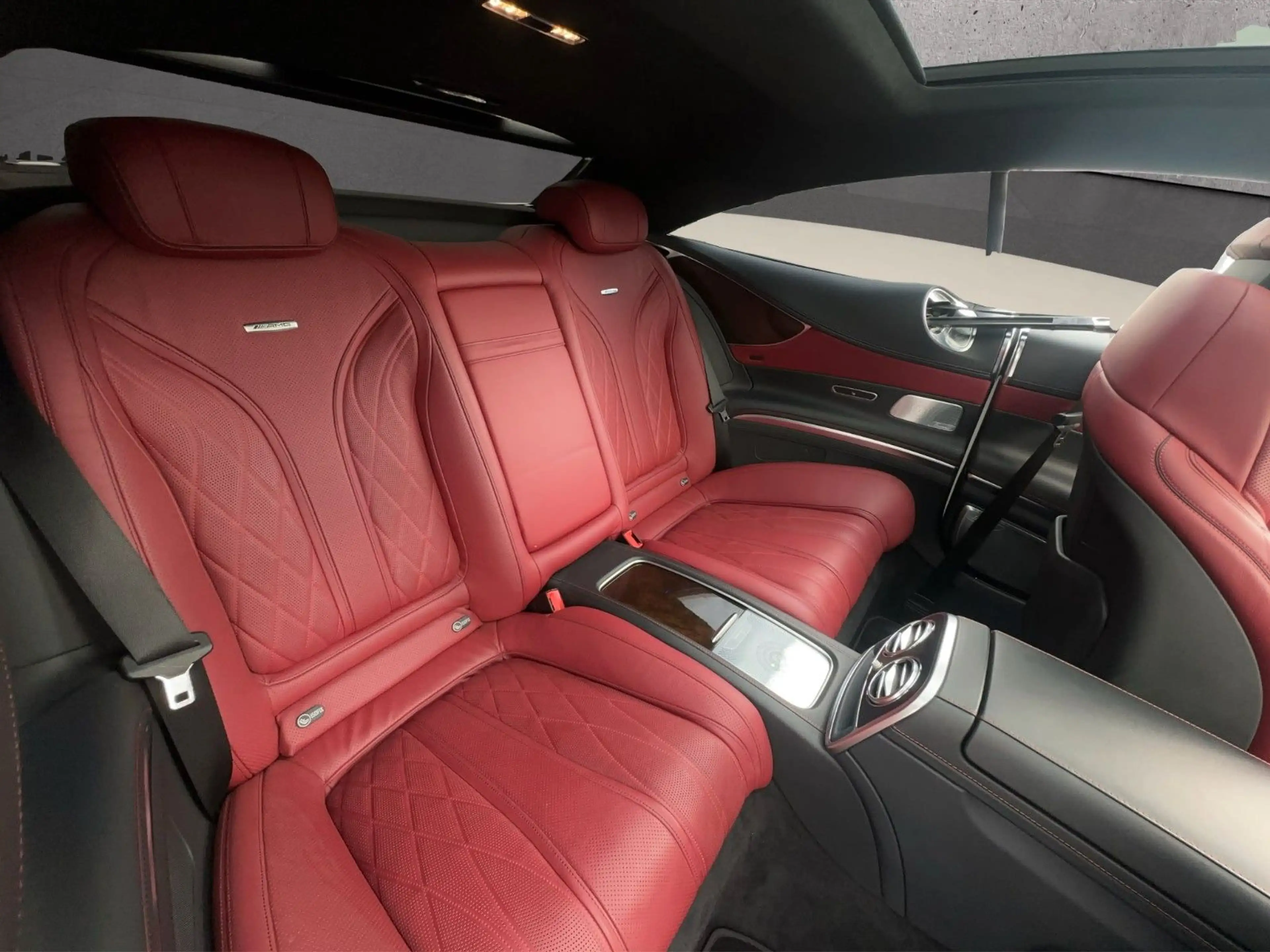 Mercedes-Benz S 63 AMG 4M Pano DTR 360° HUD Burm. Night P. LHZ — photo 15