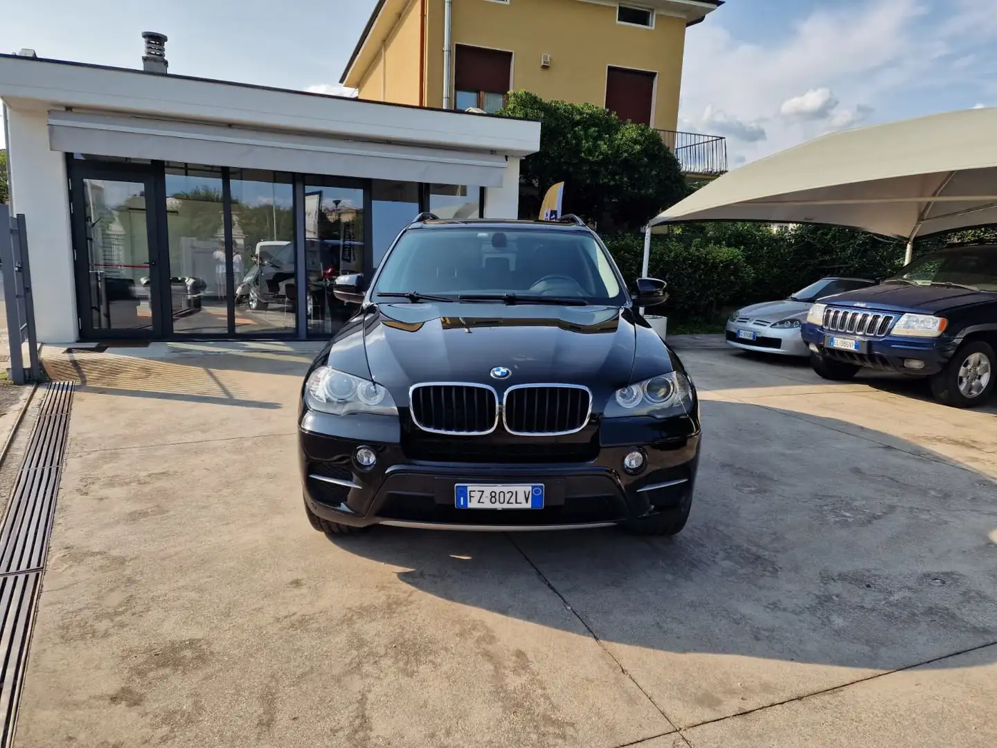 BMW X5 E70 xdrive30d Futura auto 8m E5 Zwart - 2