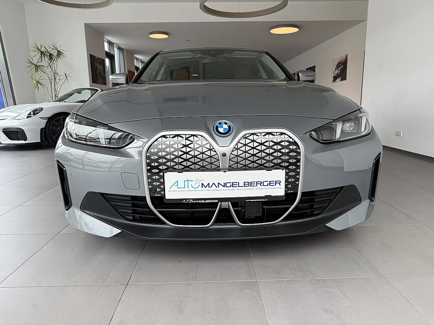 BMW i4 eDrive40 Gran Coupe Grau - 2