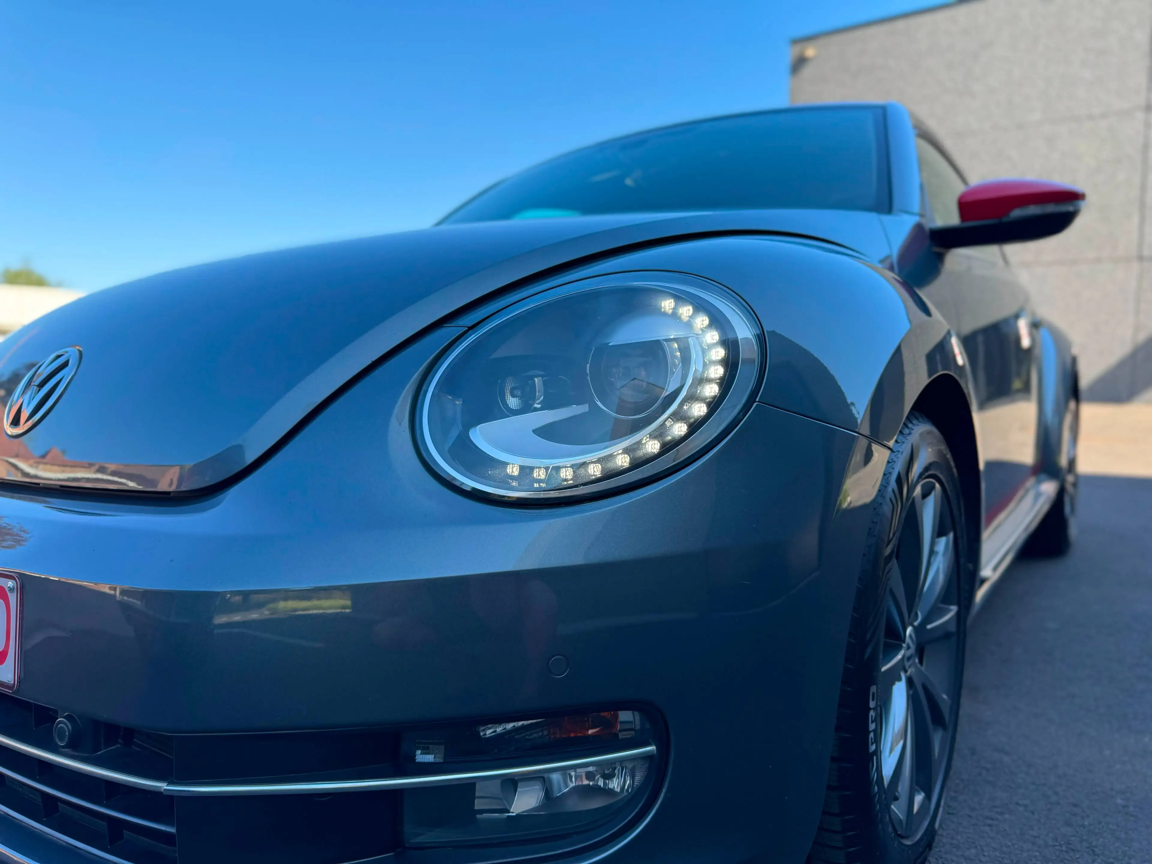 Volkswagen Beetle Beetle 1.2 TSI Club — photo 2