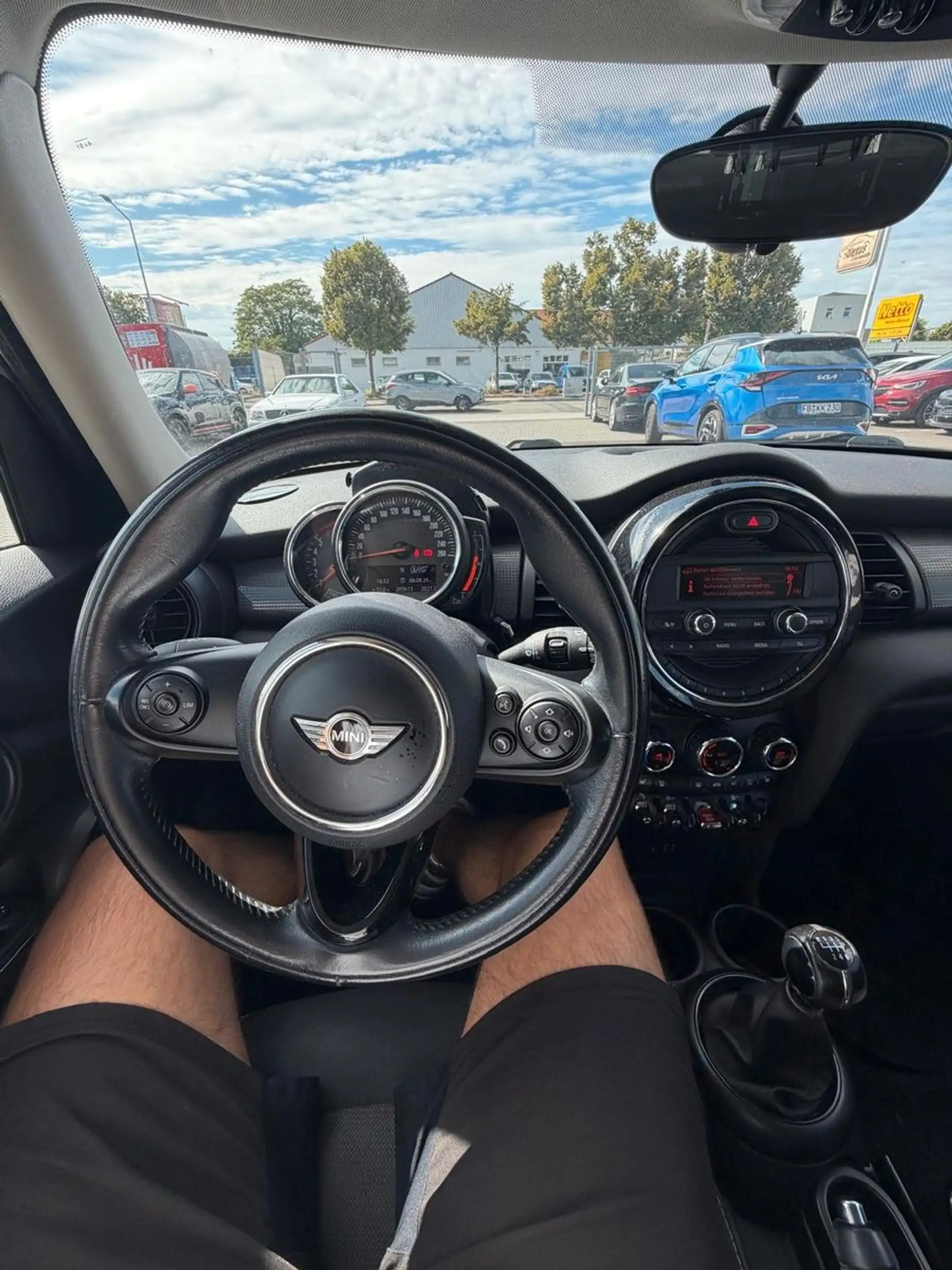 MINI Cooper D Mini 5-trg. Cooper D Salt Sportpaket — photo 12