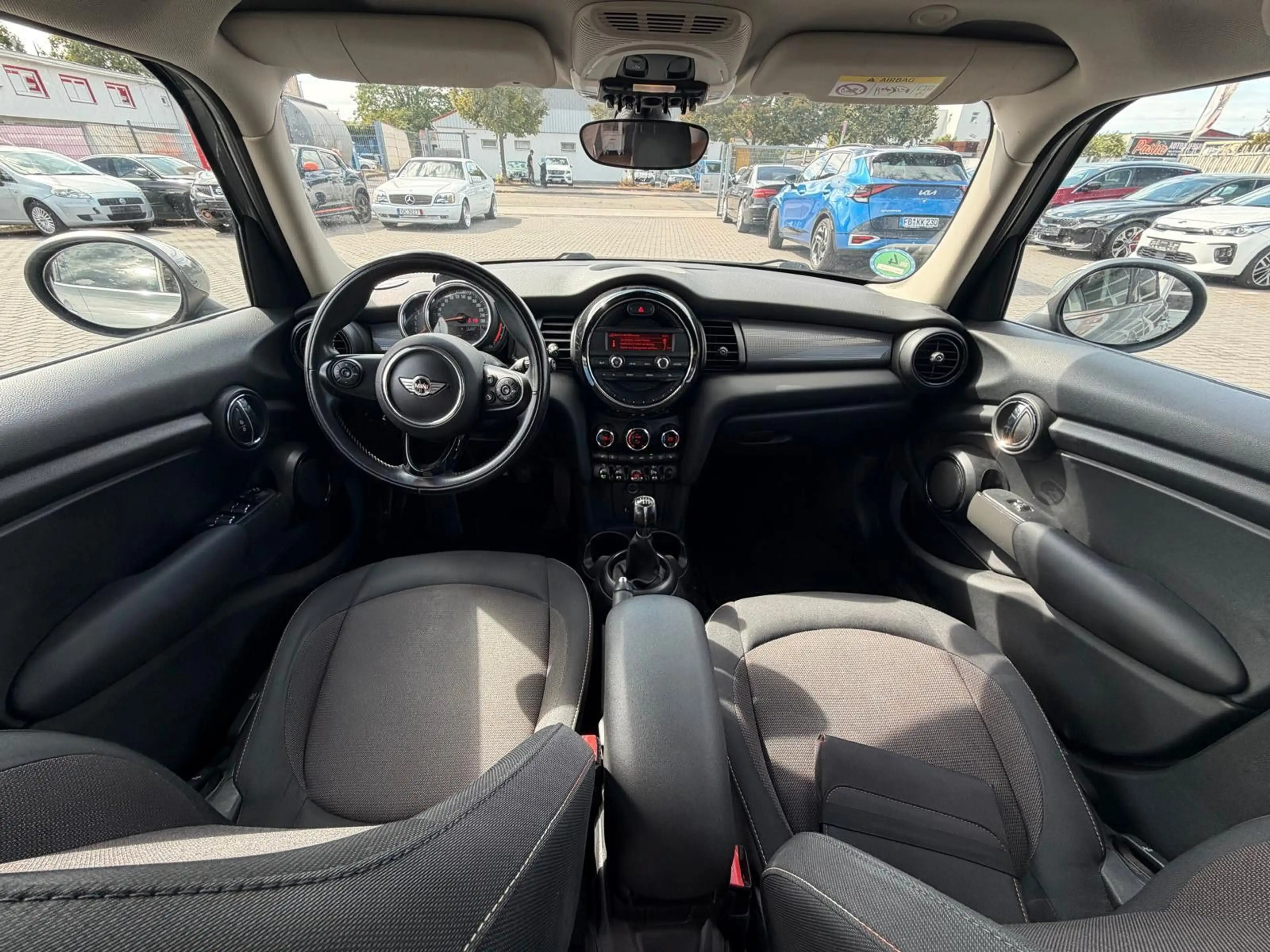 MINI Cooper D Mini 5-trg. Cooper D Salt Sportpaket — photo 8