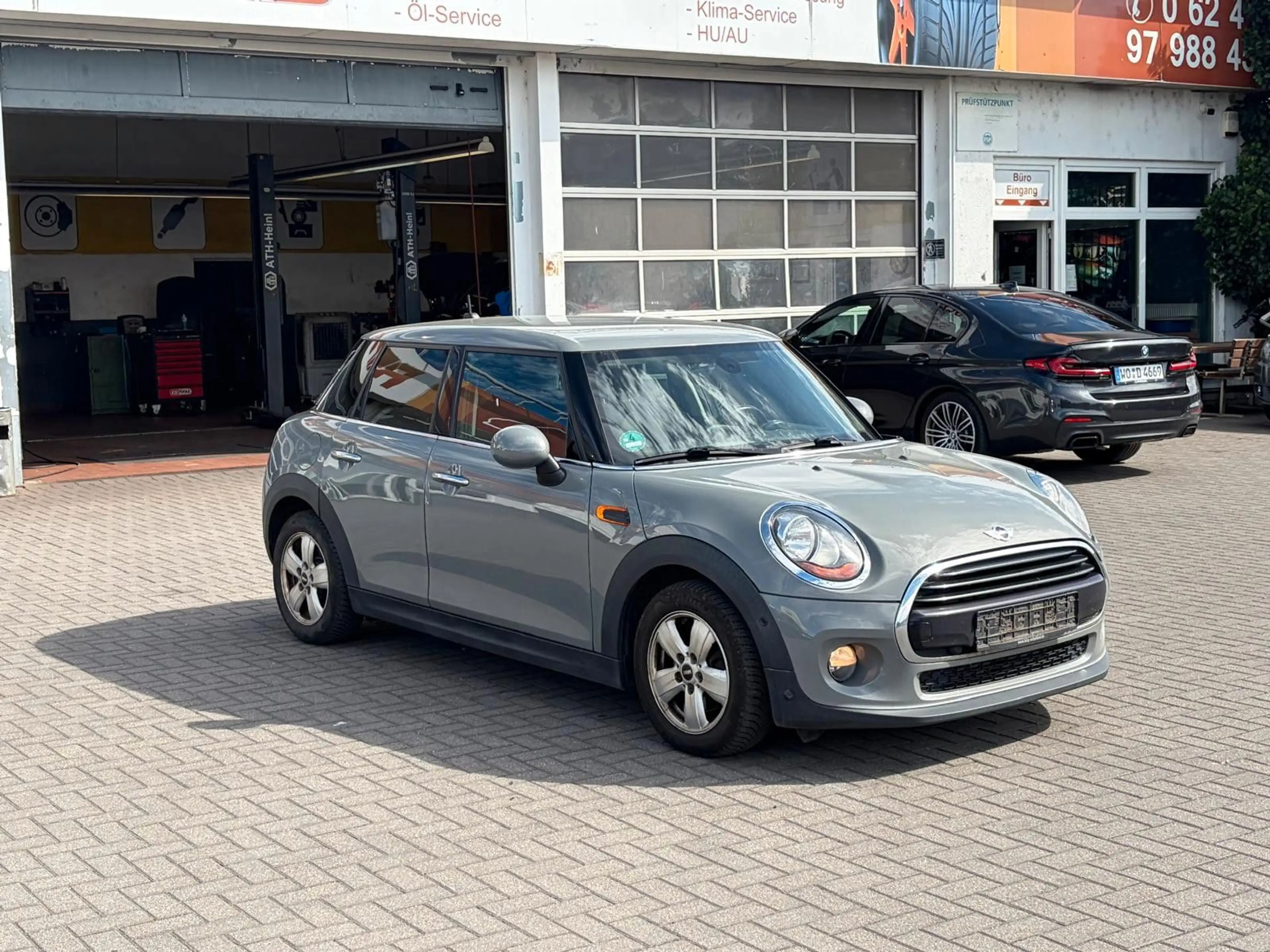 MINI Cooper D Mini 5-trg. Cooper D Salt Sportpaket