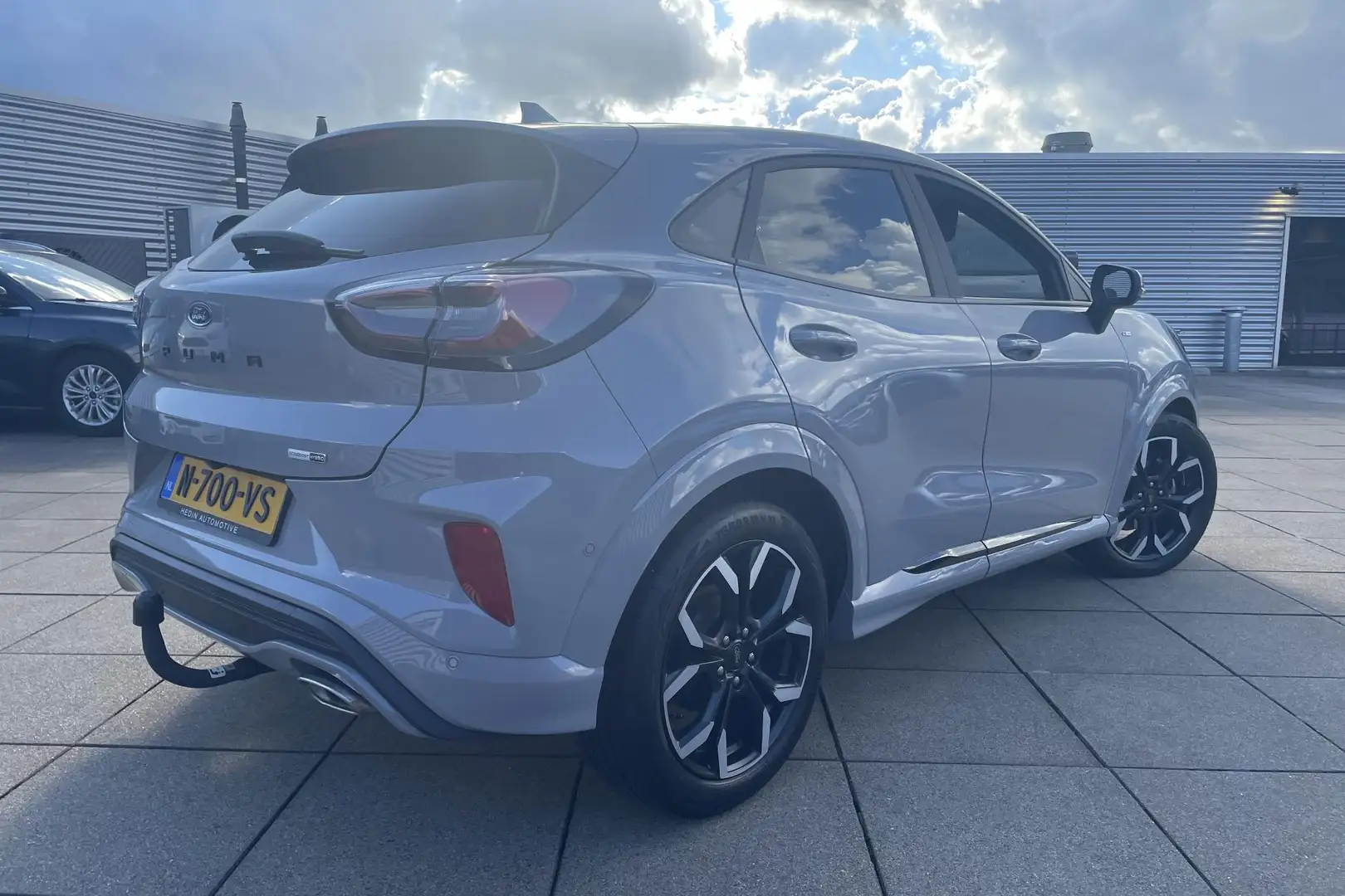 Ford Puma 1.0 EcoBoost Hybrid ST-Line X Grijs - 2