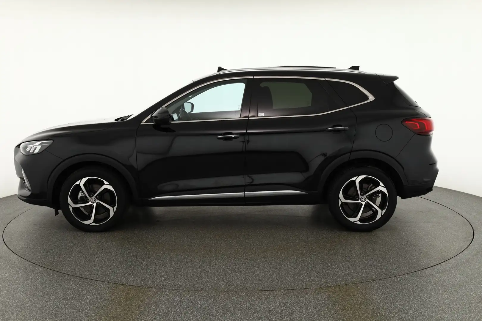 MG HS 1.5 T-GDI Luxury LED Pano Navi 360° Noir - 2