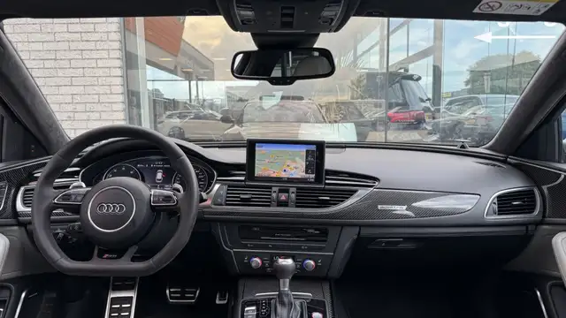 Audi RS6 view 17