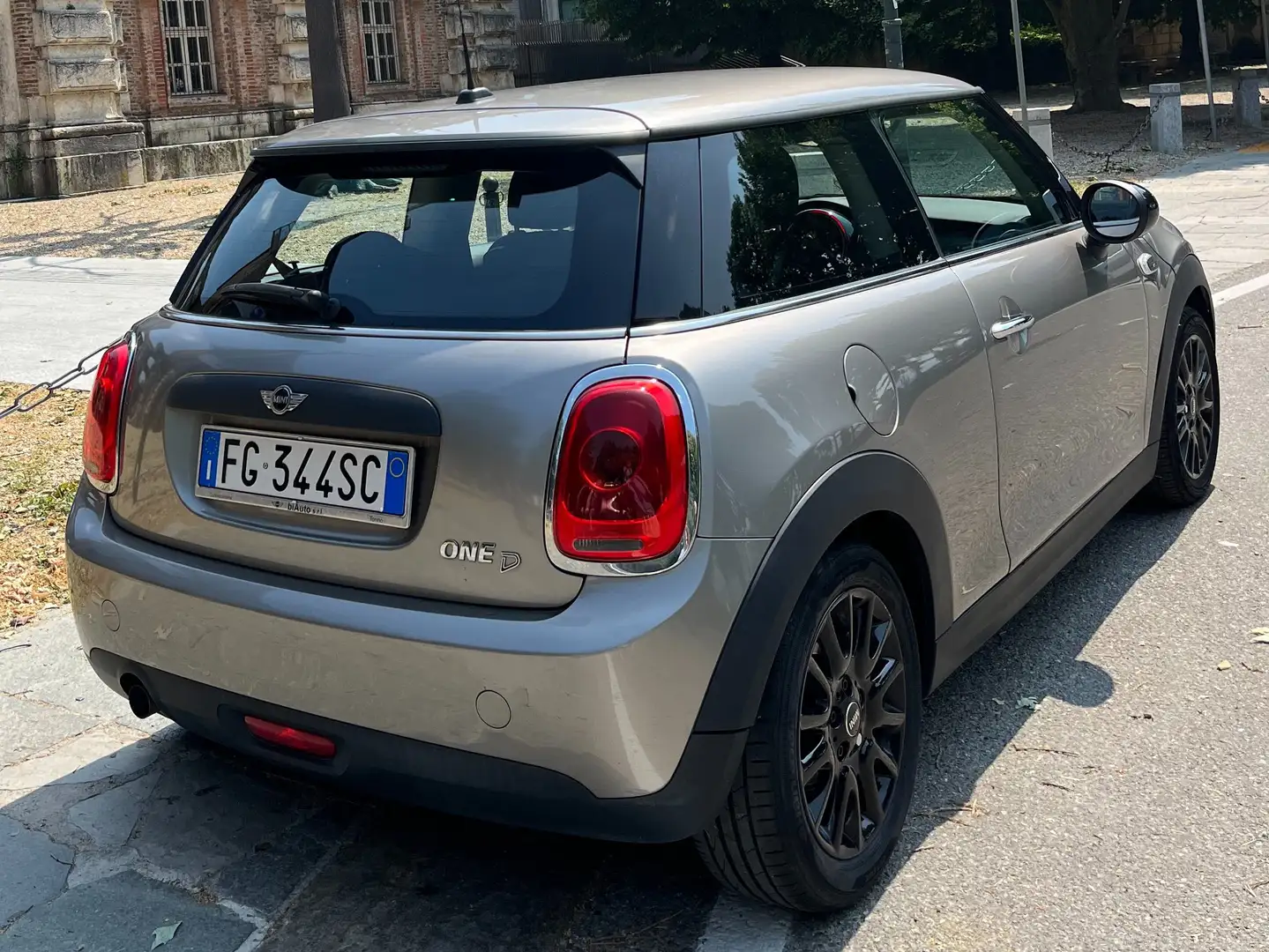 MINI One D Mini IV F55-F56 2014 1.5 3p - 1