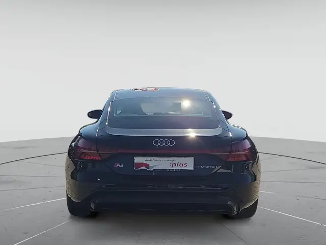 Audi E-Tron GT view 7